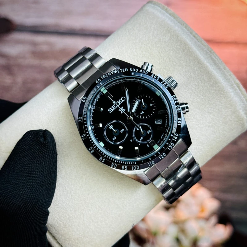 Seiko Panda Di Three Eyed Casual Multifunctional Chronograph Watch