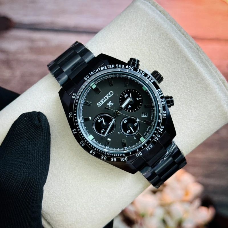Seiko Panda Di Three Eyed Casual Multifunctional Chronograph Watch