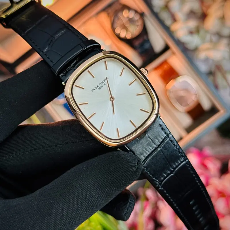 Patek Phillipe Ellipse leather Gents Watch